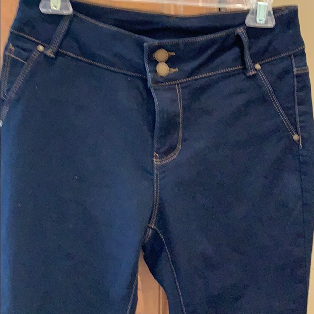 Women’s stretch jeans